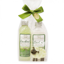 6537 - Set with sheep