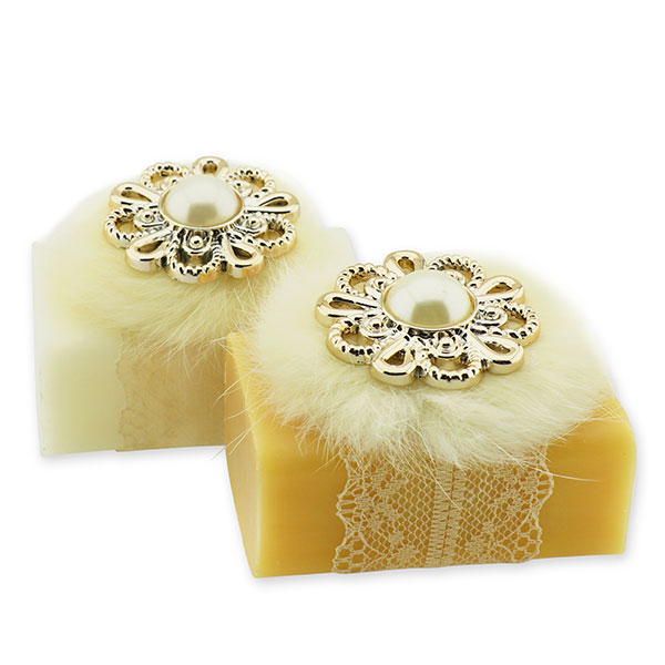 Sheep milk soap 100g decorated with a pompom, Classic/swiss pine 