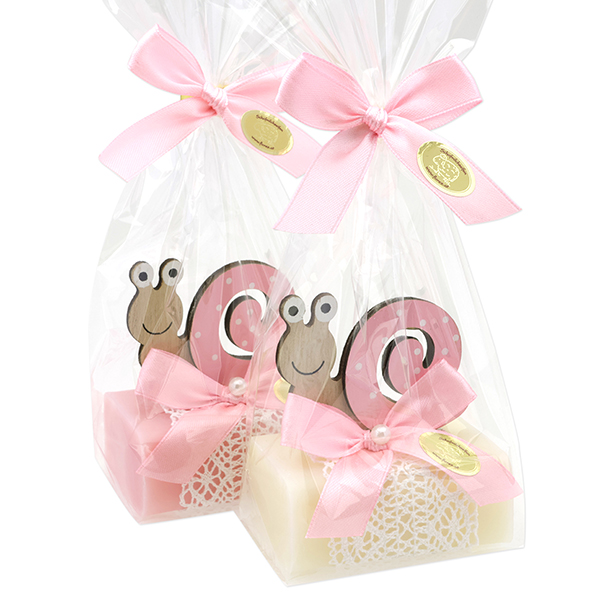 Schafmilchseife eckig 100g dekoriert mit Schnecke in Cello, Classic/Japanische Kirsche 