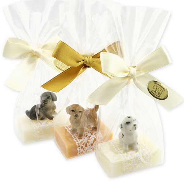 Sheep milk guest soap 25g decorated with a dog in a cellophane, Classic/quince 