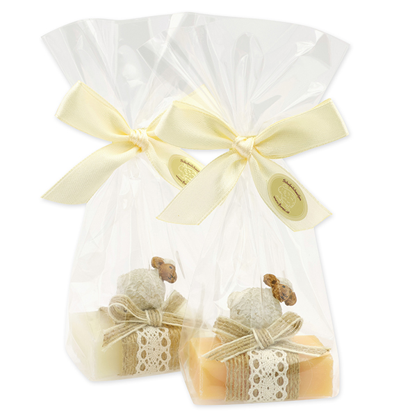 Sheep milk guest soap 25g decorated with a sheep in a cellophane, Classic/Swiss pine 