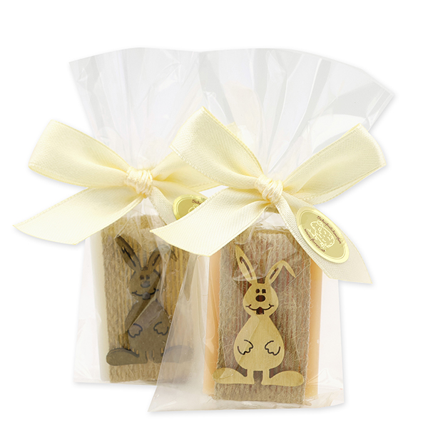 Sheep milk soap "Wiener Gästeseife" 25g decorated with a rabbit in a cellophane, Classic/Swiss pine 