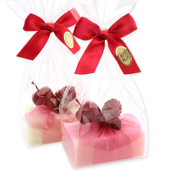 Sheep milk soap 100g, decorated with berries in a cellophane, Classic/raspberry 