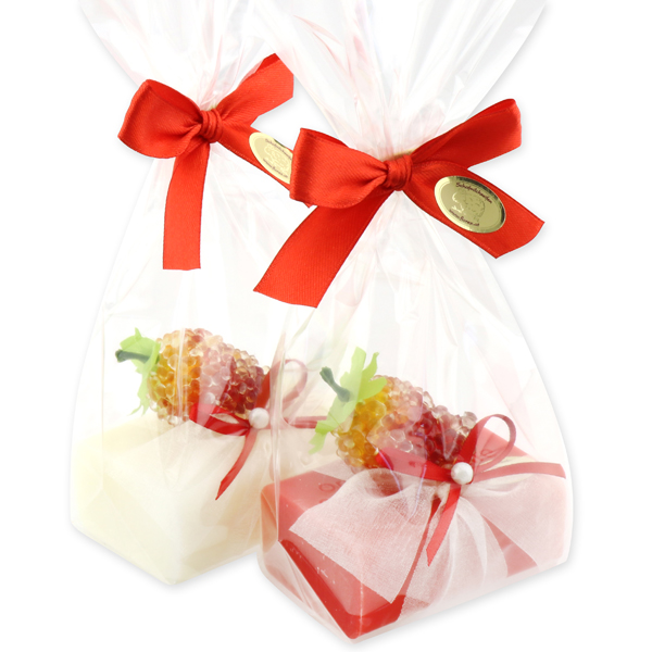 Sheep milk soap 100g, decorated with a strawberry in a cellophane, Classic/strawberry 