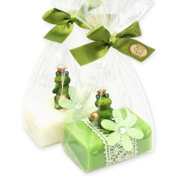 Sheep milk soap 100g, decorated with a frog prince in a cellophane, Classic/pear 