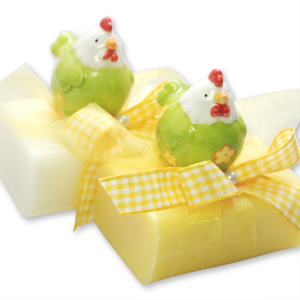 Sheep milk soap 100g, decorated with a ceramic hen, Classic/chamomile 