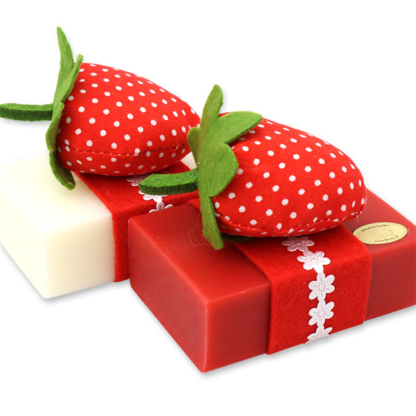 Sheep milk soap 150g, decorated with a strawberry, Classic/pomegranate 