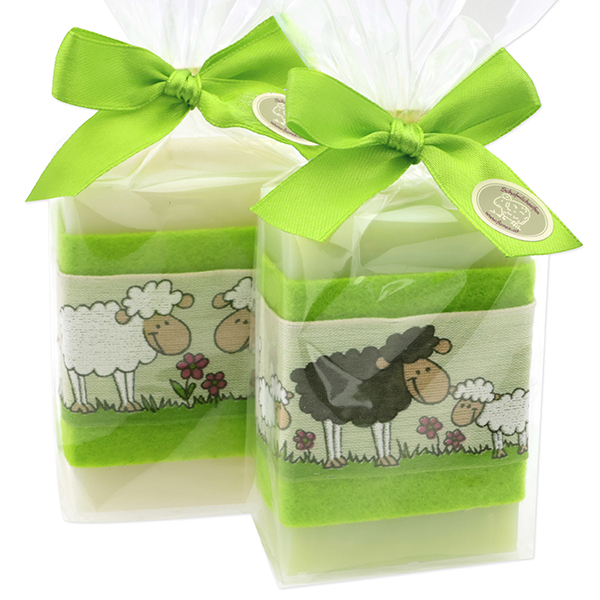 Schafmilchseife eckig 150g dekoriert mit Dekoband Schaf in Cello, Classic/Wiesenblume 
