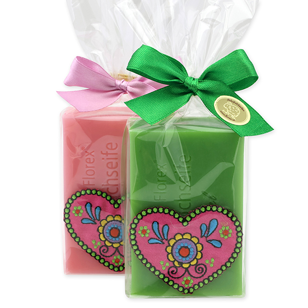 Schafmilchseife eckig 150g dekoriert mit Herz in Cello, Apfel/Rose Diana 