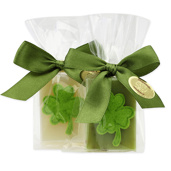 Sheep milk guest soap 25g decorated with a cloverleaf in a cellophane, Classic 