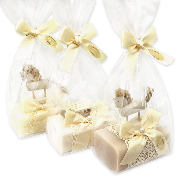 Sheep milk soap 100g decorated with a horse/a sleigh in a cellophane, sorted 