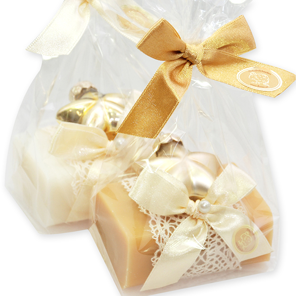 Sheep milk soap 100g decorated with a glass star in a cellophane, Classic/quince 