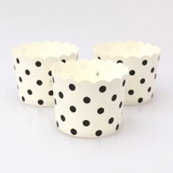 Papierförmchen Punkt schwarz 24 Stück 