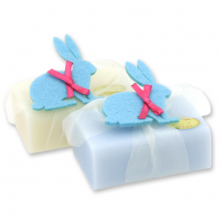 Schafmilchseife eckig 100g dekoriert mit Filzhase, Classic/Vergissmeinnicht 