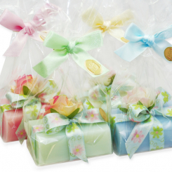 Schafmilchseife eckig 100g dekoriert mit Blume in Cello, sortiert 