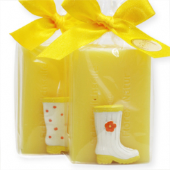 Sheep milk soap 100g decorated with garden boots in a cellophane, Lemon 