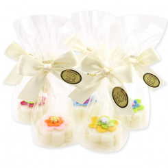 Schafmilchseife Blume mini 20g dekoriert mit Blüten in Cello, Classic 