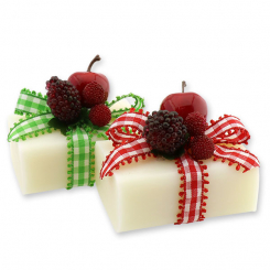 Sheep milk soap 100g decorated with berries, Classic 