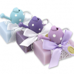 Schafmilchseife eckig 100g dekoriert mit Gießkanne, sortiert 