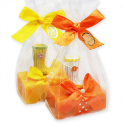 Schafmilchseife eckig 100g dekoriert mit Gartenstiefel in Cello, Honig/Propolis 