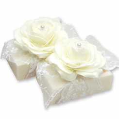 Schafmilchseife eckig 150g dekoriert mit Rose, Schneerose 