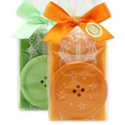 Schafmilchseife eckig 150g dekoriert mit Knopf in Cello, Orange/Apfel 