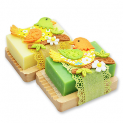 Sheep milk soap 150g on a soap dish, decorated with a bird, Apple/grapefruit 