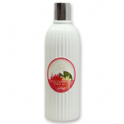 Pflegeshampoo Hair & Body mit biologischer Schafmilch 330ml in der Flasche, Lotus 