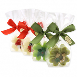 Sheep milk cloverleaf soap 25g decorated with a lucky charm in a cellophane, sorted 
