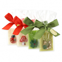 Sheep milk guest soap 25g decorated with a lucky charm in a cellophane, sorted 