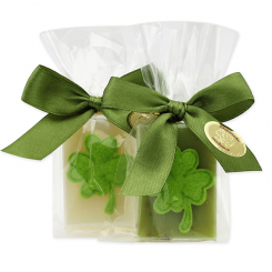 Sheep milk guest soap 25g decorated with a cloverleaf in a cellophane, Classic/verbena 