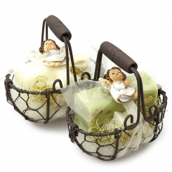 Drahtkorb gefüllt mit Schafmilchseife eckig 100g und Stern midi 20g dekoriert mit Engel, Classic/Eisenkraut 